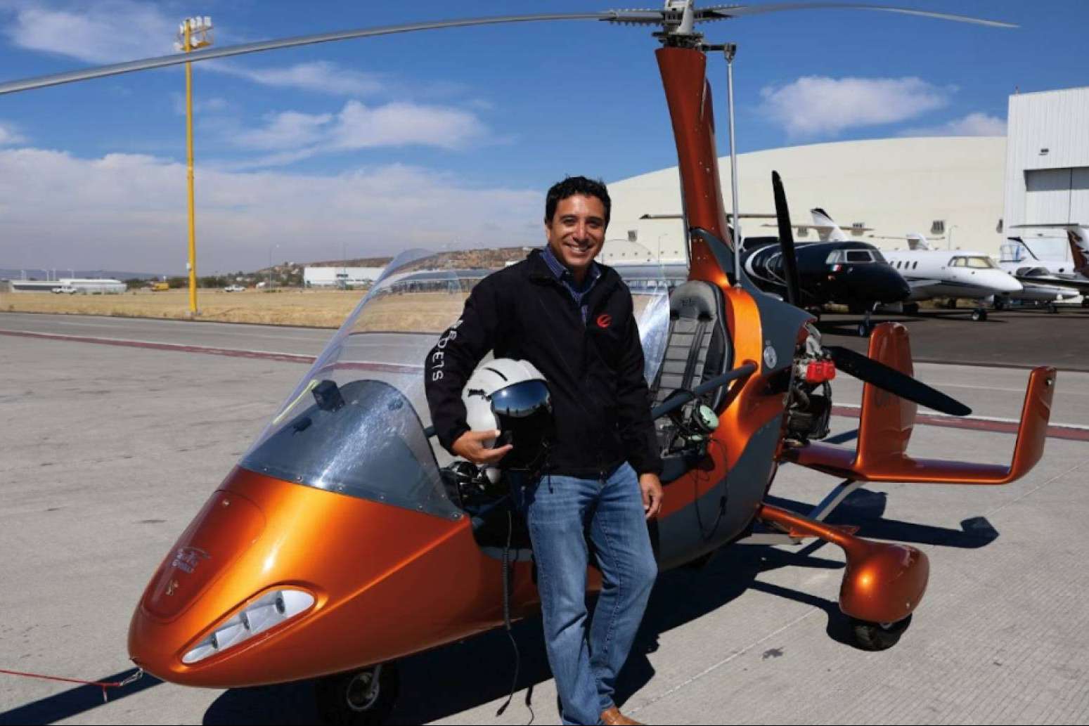 Autogyro or gyrocopter. Captain Bernardo Moreno discusses its benefits