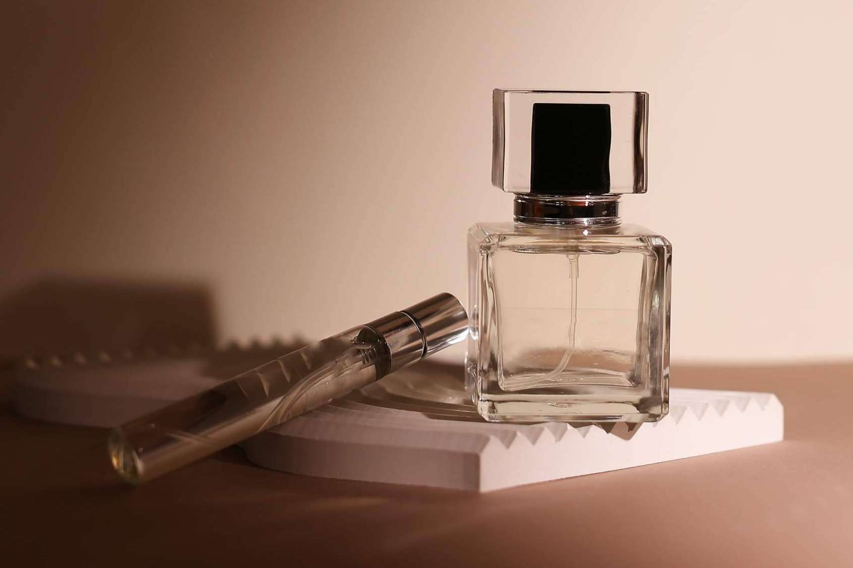 Mixer & Pack, perfumery manufacturing company for third-party brands
