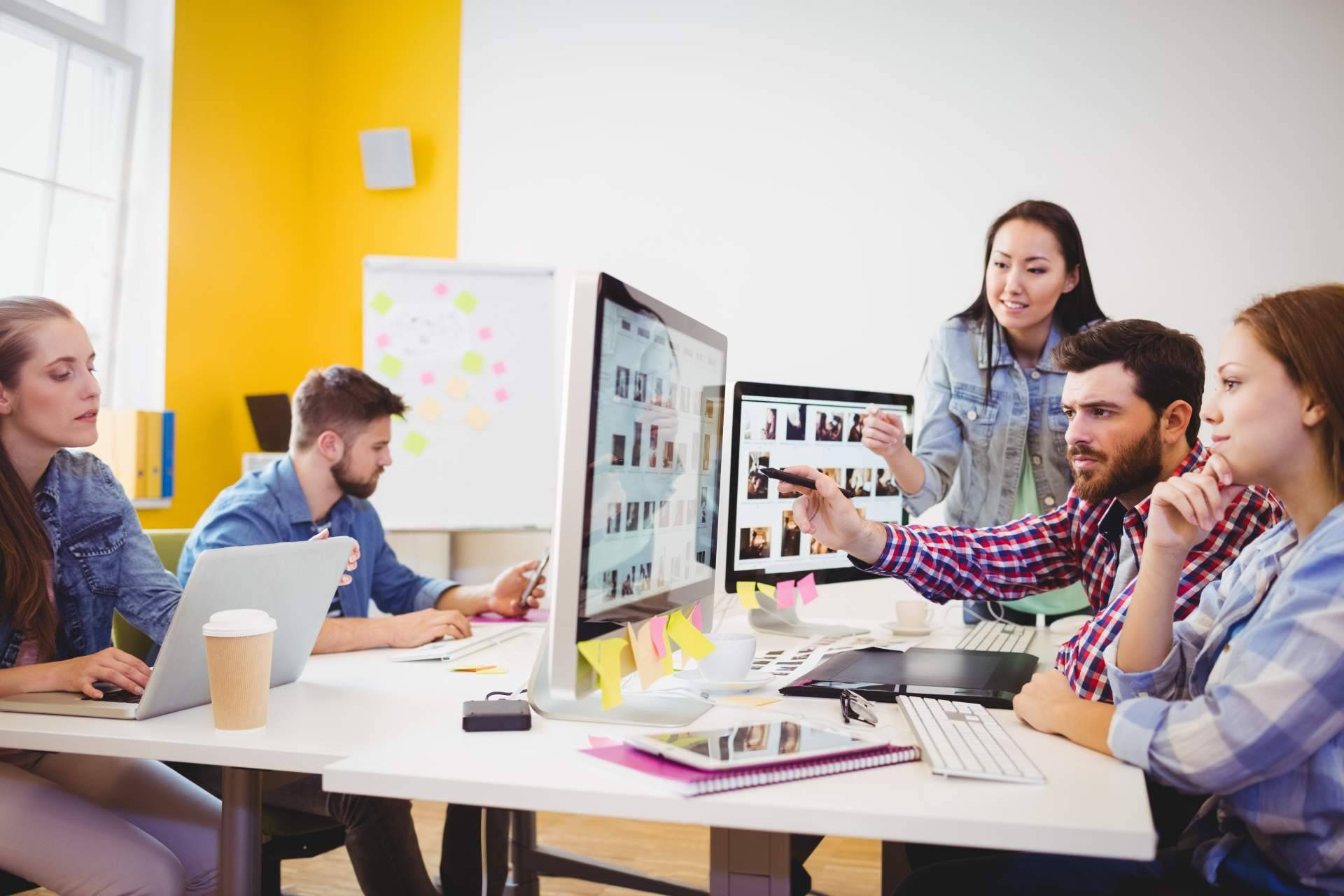 The advantages offered by a digital marketing agency like Relevant Audience