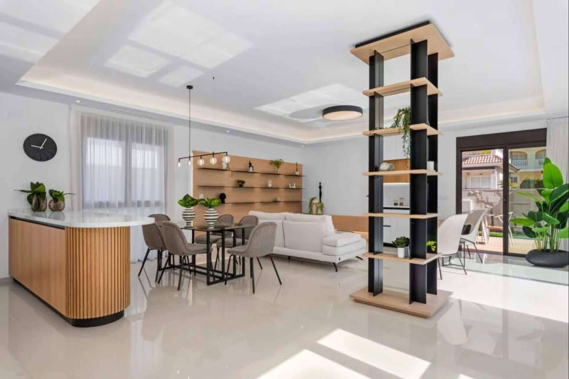Euromarina offers luxury houses and villas for sale in Spain