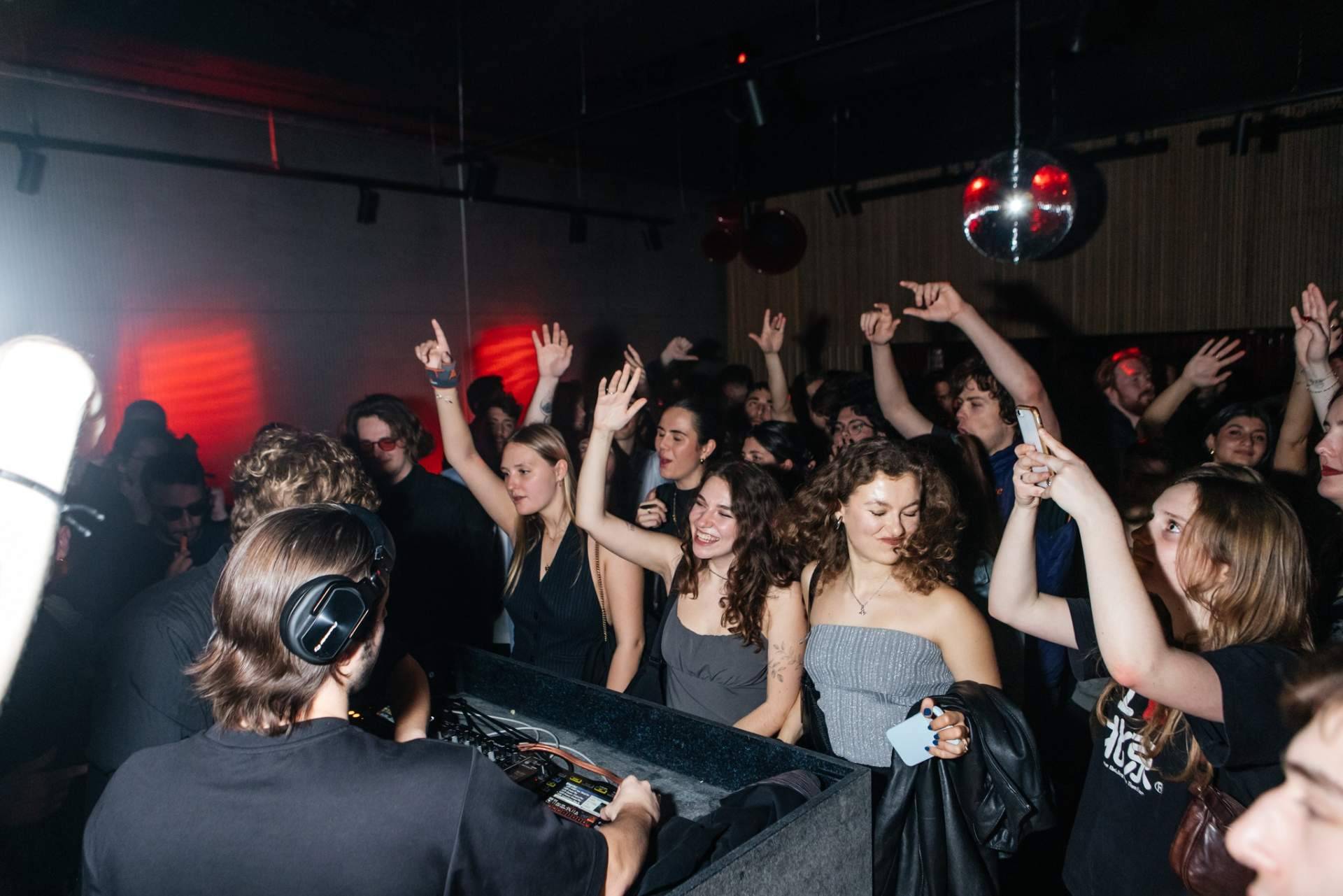 New platform helps tourists party smarter in Barcelona without spending a fortune